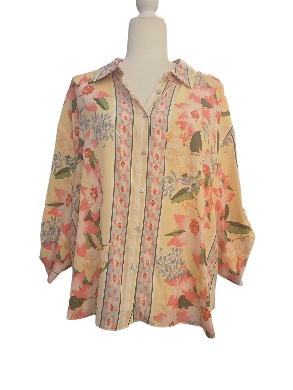 Rose & Olive Pastel Yellow Floral Button-Down Blouse Xl 3/4 Sleeve